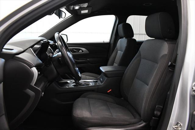 used 2022 Chevrolet Traverse car, priced at $26,990
