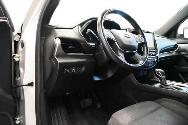 used 2022 Chevrolet Traverse car, priced at $26,990