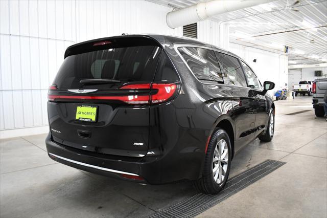 new 2025 Chrysler Pacifica car, priced at $44,255