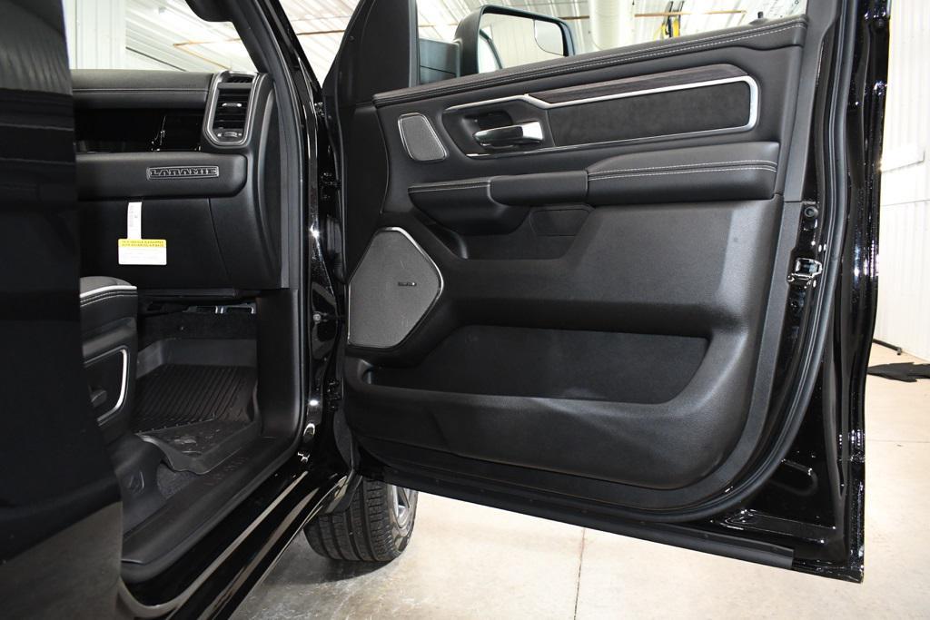 new 2025 Ram 1500 car, priced at $65,066