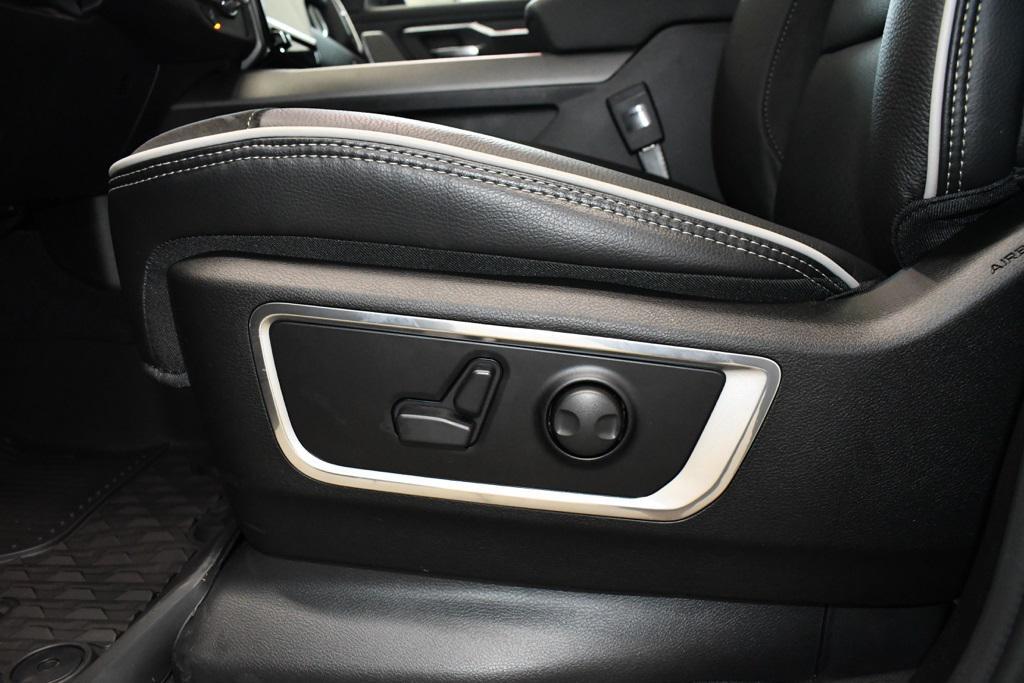 new 2025 Ram 1500 car, priced at $65,066