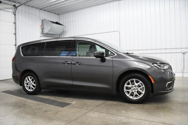 used 2023 Chrysler Pacifica car, priced at $25,980