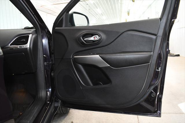 used 2021 Jeep Cherokee car, priced at $23,990