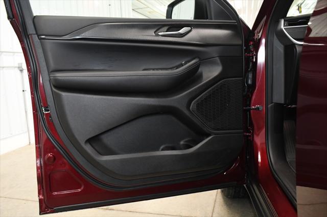 new 2025 Jeep Grand Cherokee car, priced at $42,267