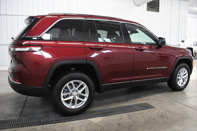 new 2025 Jeep Grand Cherokee car, priced at $42,267
