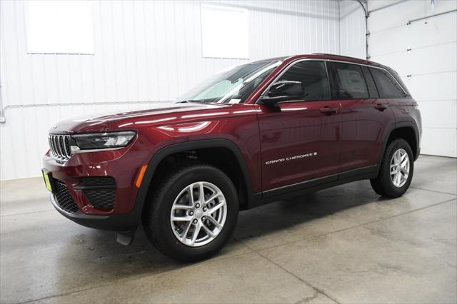 new 2025 Jeep Grand Cherokee car, priced at $42,267