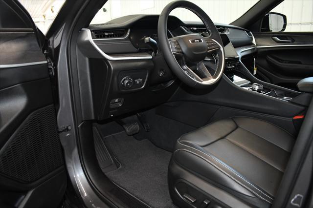new 2025 Jeep Grand Cherokee L car, priced at $52,957