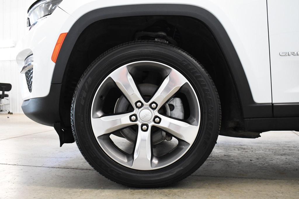 used 2022 Jeep Grand Cherokee car, priced at $29,980