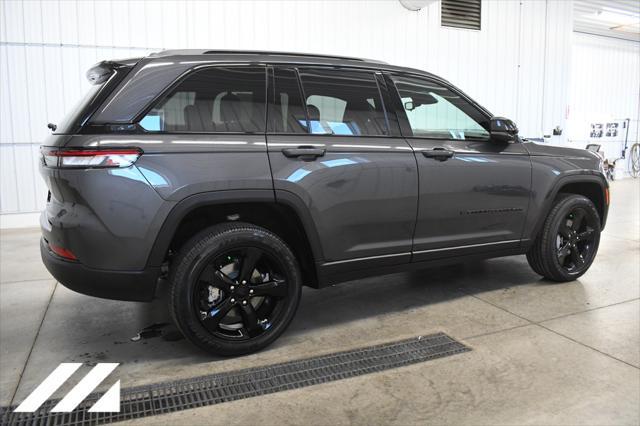 new 2024 Jeep Grand Cherokee car, priced at $46,290