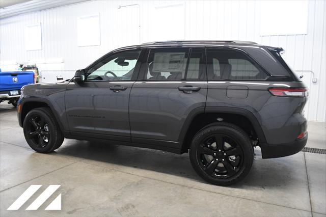 new 2024 Jeep Grand Cherokee car, priced at $46,290