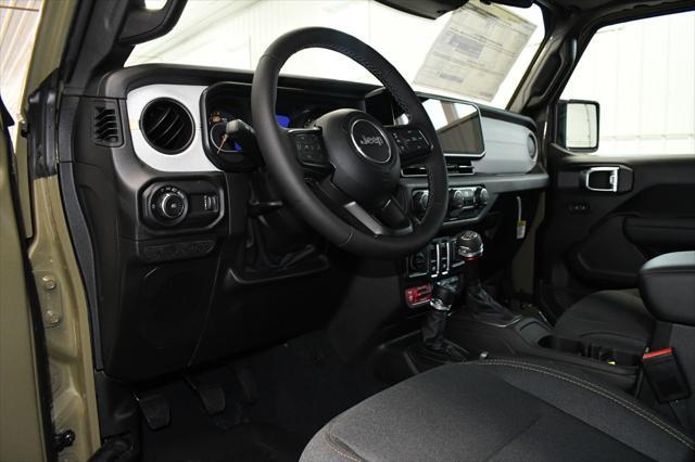 new 2025 Jeep Wrangler car, priced at $41,921