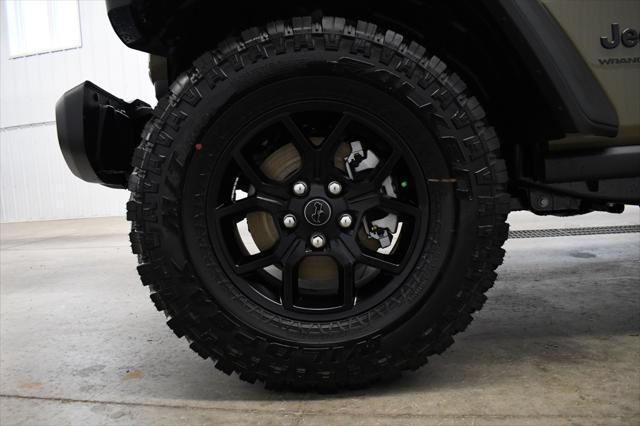 new 2025 Jeep Wrangler car, priced at $41,921