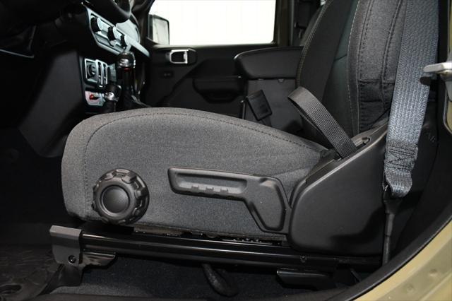 new 2025 Jeep Wrangler car, priced at $41,921