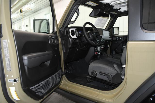 new 2025 Jeep Wrangler car, priced at $41,921