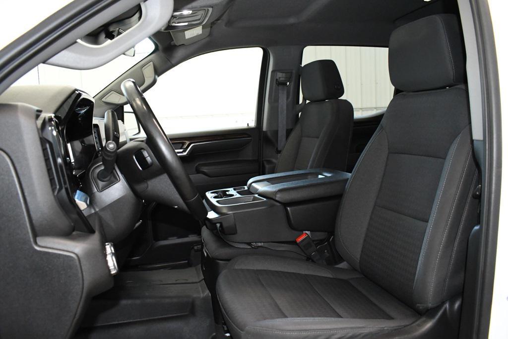 used 2023 GMC Sierra 1500 car, priced at $37,880
