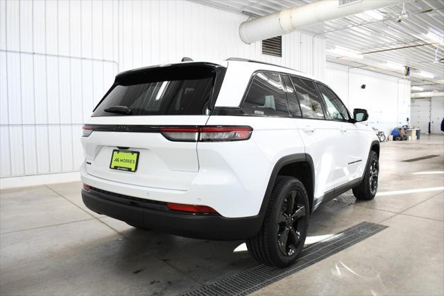 new 2024 Jeep Grand Cherokee car, priced at $41,575