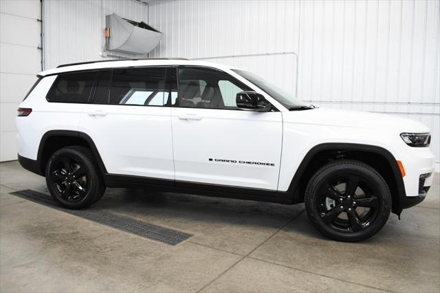 new 2025 Jeep Grand Cherokee L car, priced at $47,620