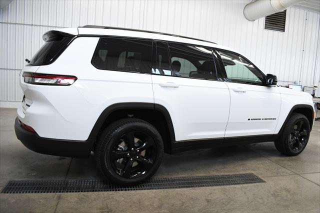 new 2025 Jeep Grand Cherokee L car, priced at $47,620