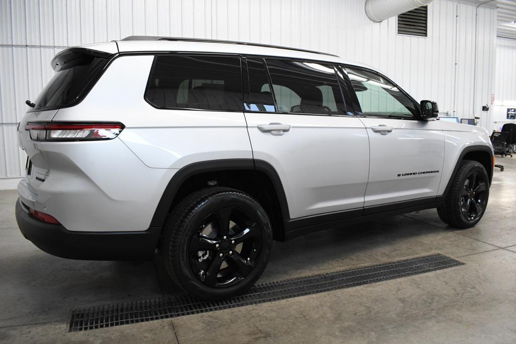 new 2025 Jeep Grand Cherokee L car, priced at $47,551
