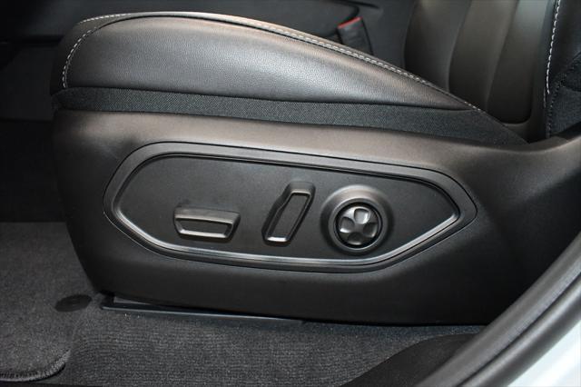 new 2025 Jeep Grand Cherokee L car, priced at $48,215