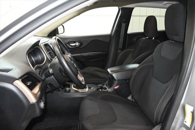 used 2016 Jeep Cherokee car, priced at $11,490