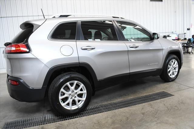 used 2016 Jeep Cherokee car, priced at $11,490