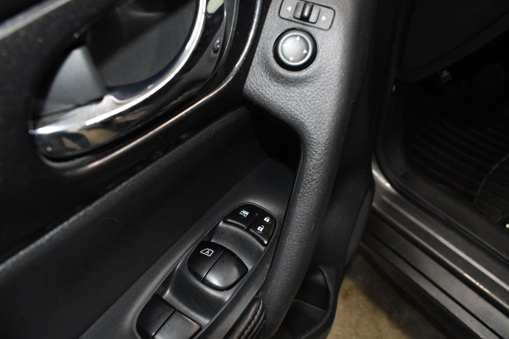 used 2017 Nissan Rogue car, priced at $9,780