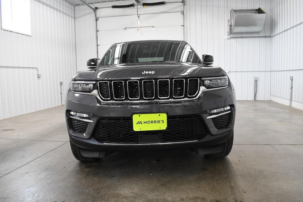 new 2025 Jeep Grand Cherokee car, priced at $45,513
