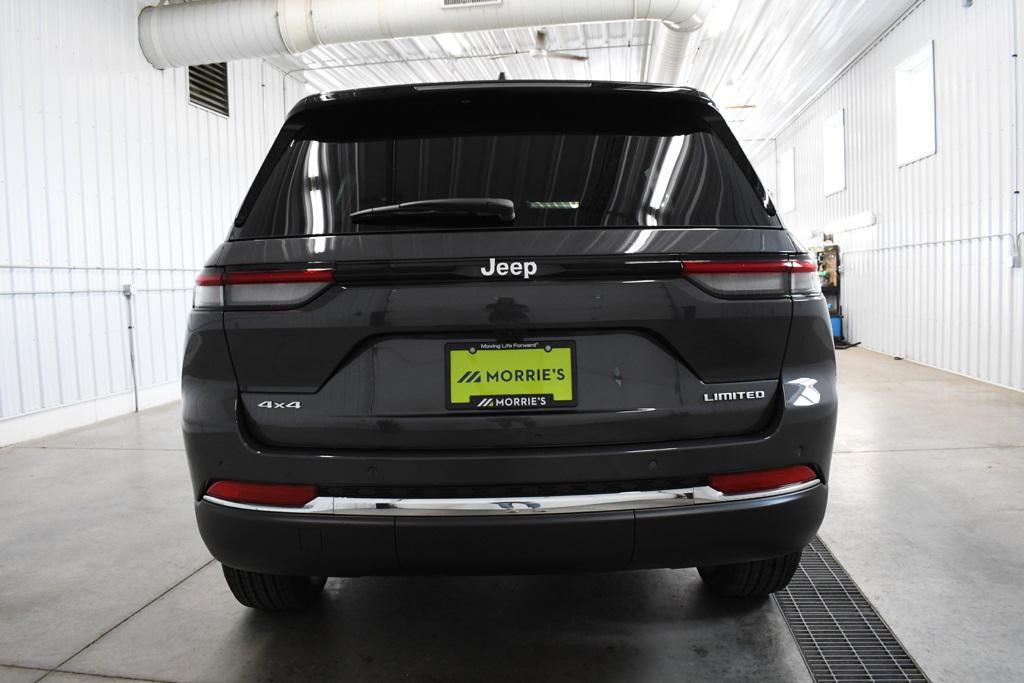 new 2025 Jeep Grand Cherokee car, priced at $45,513