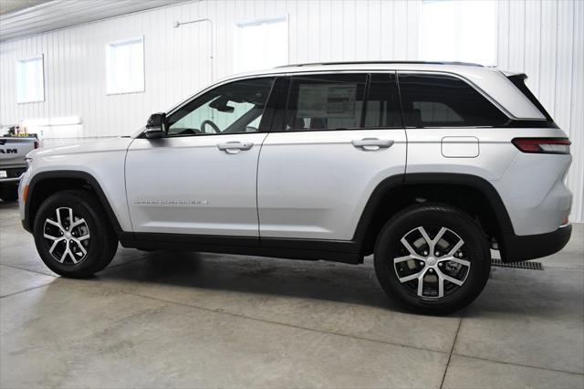 new 2025 Jeep Grand Cherokee car, priced at $45,626