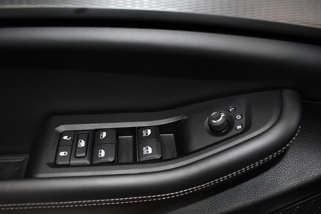 used 2024 Jeep Grand Cherokee L car, priced at $34,680