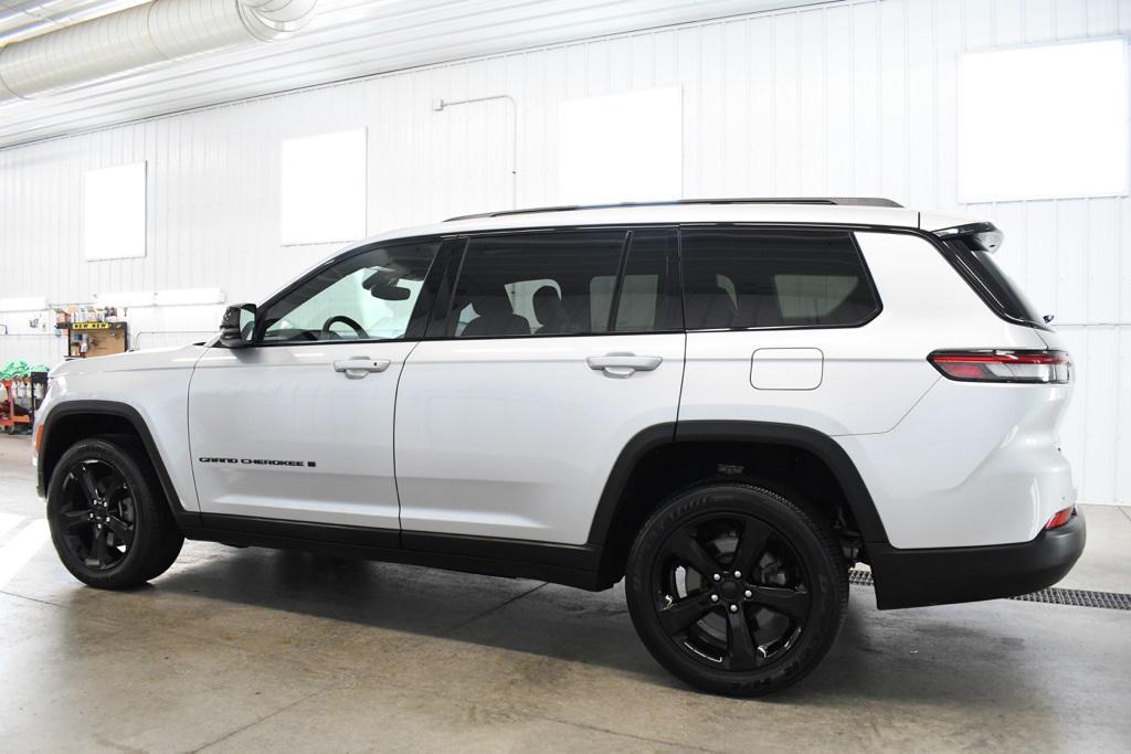 used 2024 Jeep Grand Cherokee L car, priced at $34,680