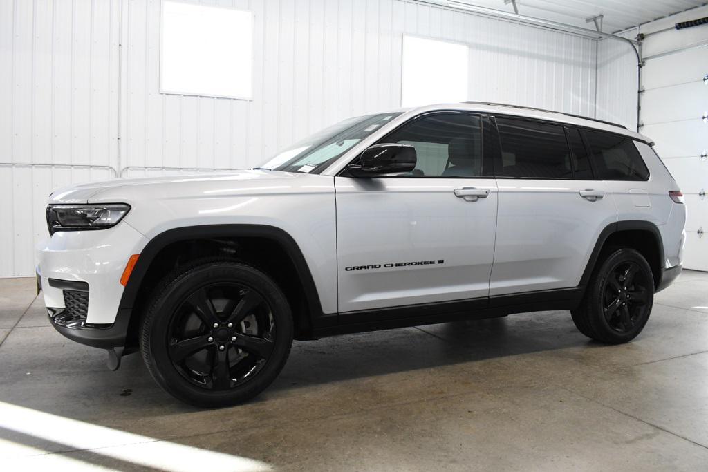 used 2024 Jeep Grand Cherokee L car, priced at $34,680