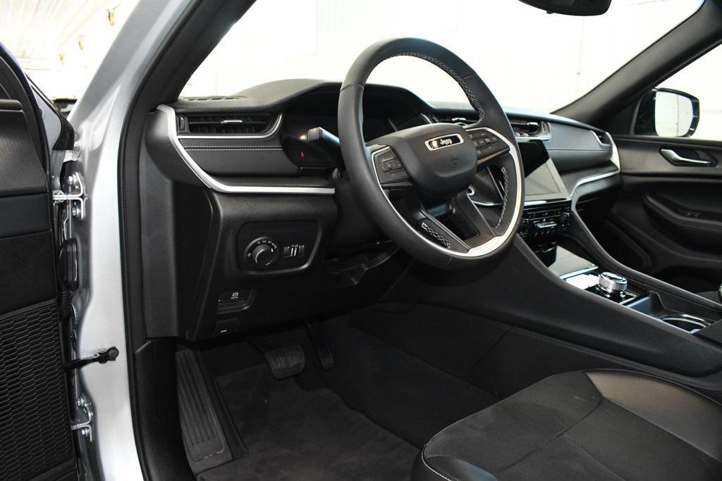 used 2024 Jeep Grand Cherokee L car, priced at $34,680