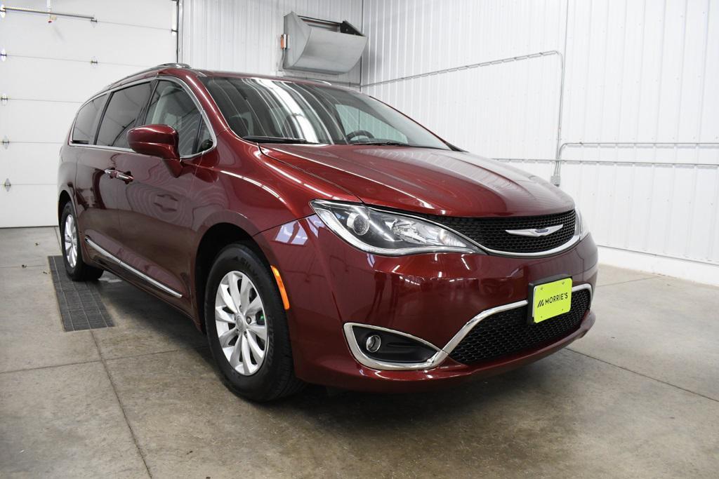 used 2019 Chrysler Pacifica car, priced at $16,880