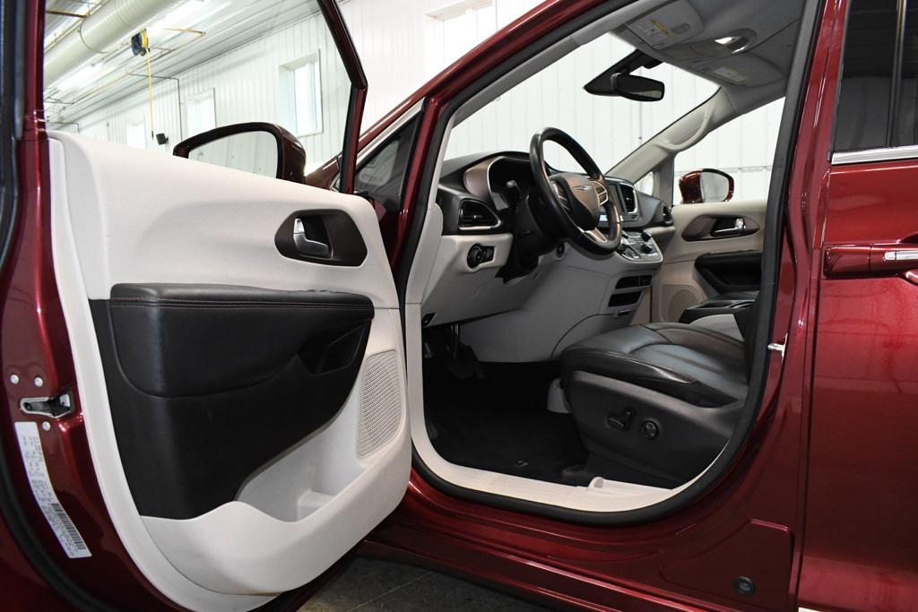 used 2019 Chrysler Pacifica car, priced at $16,880