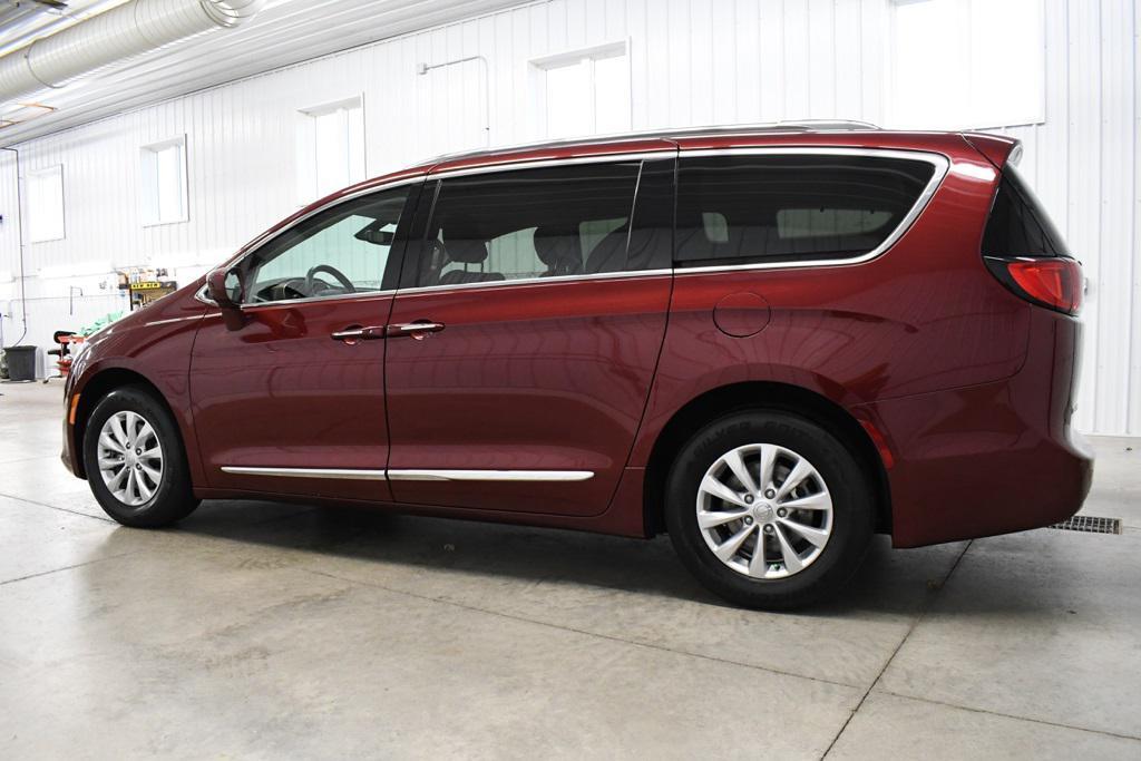 used 2019 Chrysler Pacifica car, priced at $16,880