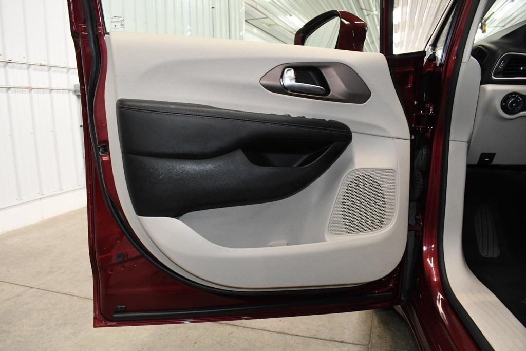 used 2019 Chrysler Pacifica car, priced at $16,880