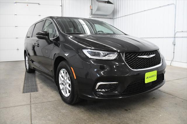 used 2023 Chrysler Pacifica car, priced at $23,990