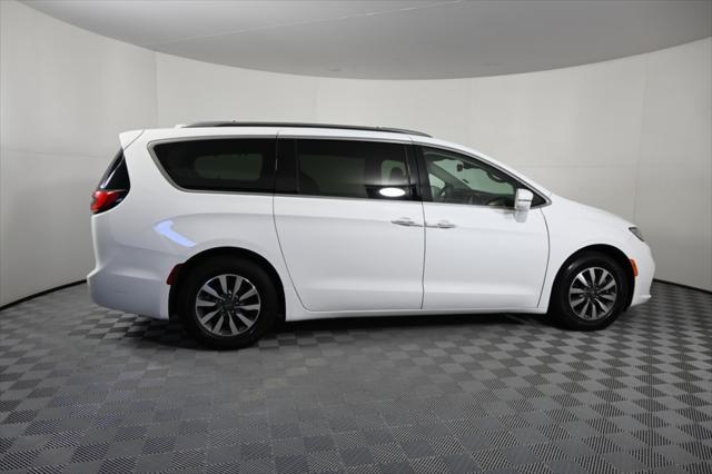 used 2021 Chrysler Pacifica car, priced at $25,980