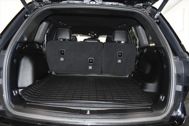 used 2022 Jeep Grand Cherokee car, priced at $29,990