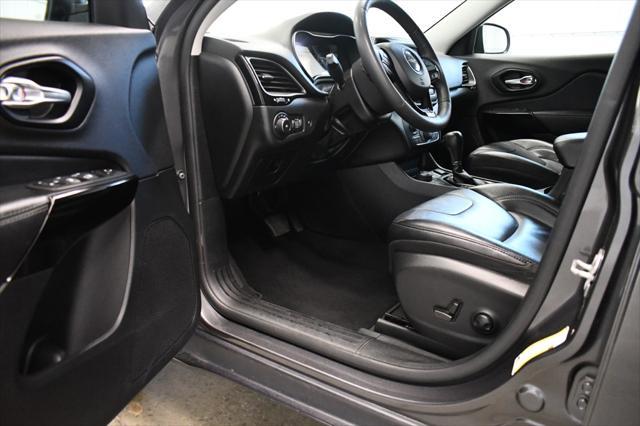 used 2023 Jeep Cherokee car, priced at $23,280