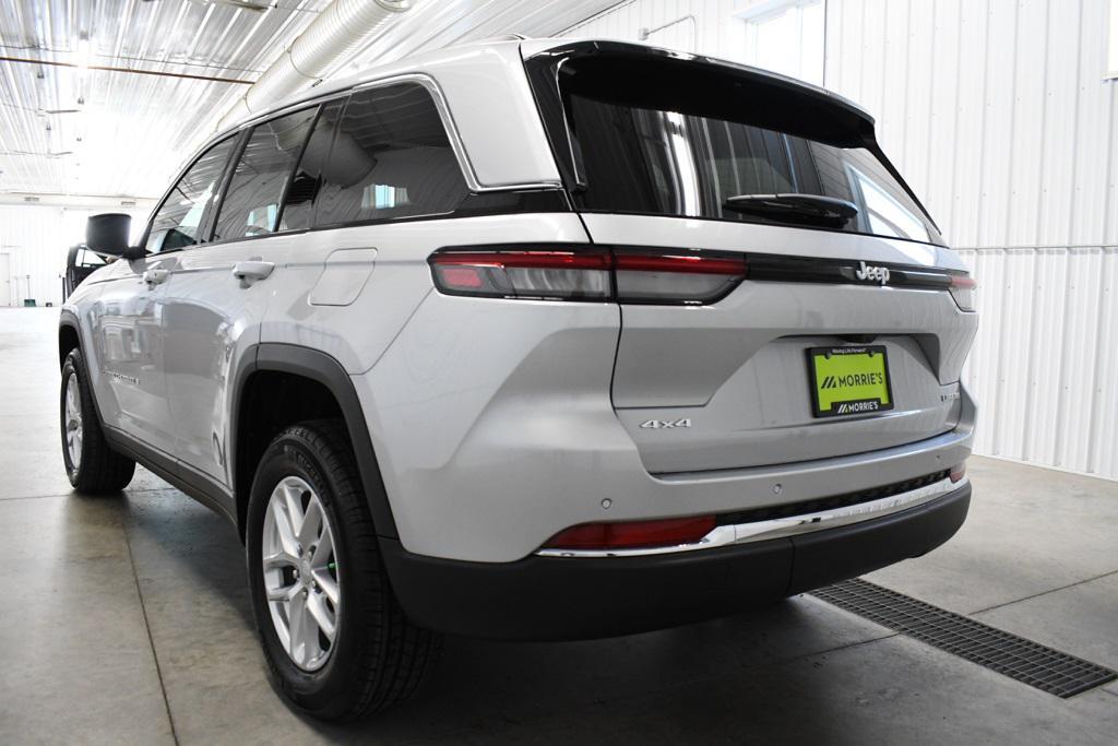 new 2025 Jeep Grand Cherokee car, priced at $42,052
