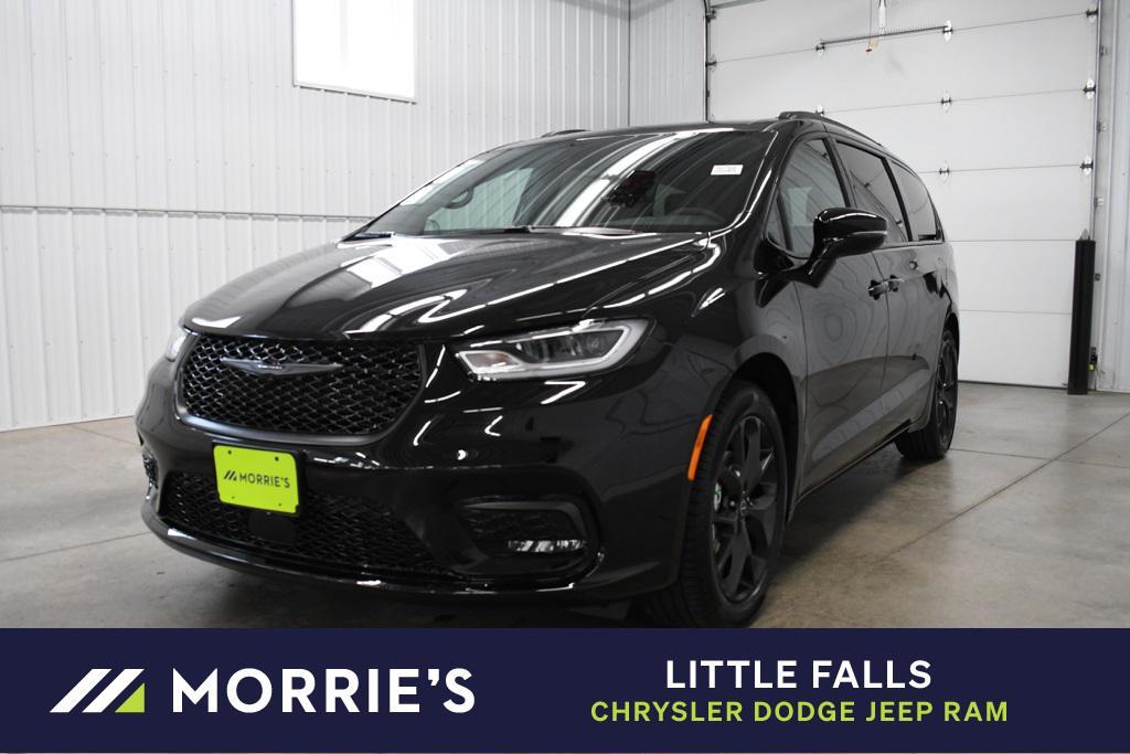 new 2026 Chrysler Pacifica car, priced at $47,500