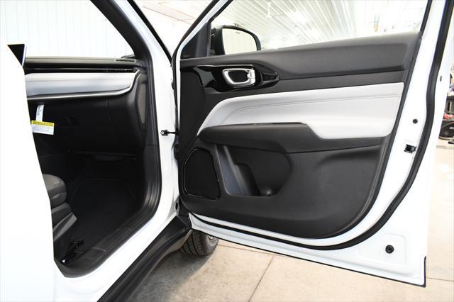new 2025 Jeep Compass car, priced at $31,340