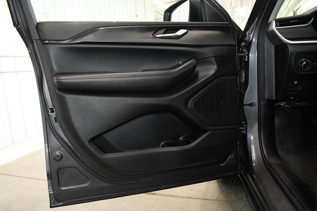 used 2023 Jeep Grand Cherokee L car, priced at $29,380