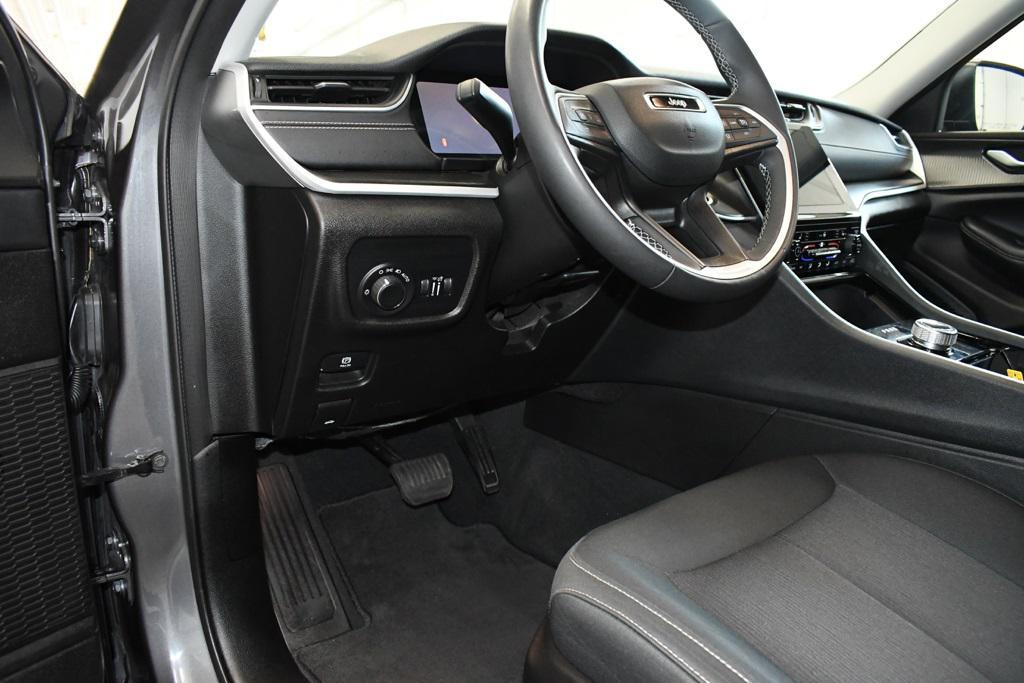 used 2023 Jeep Grand Cherokee L car, priced at $29,380