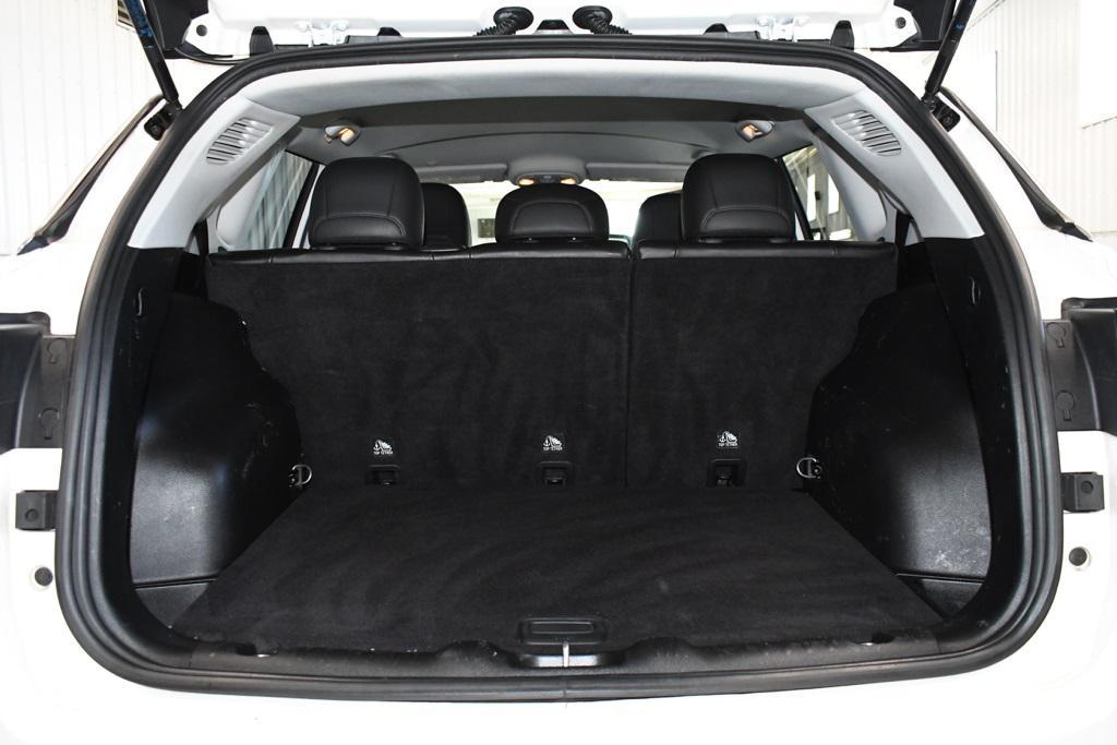 used 2020 Jeep Compass car, priced at $15,390