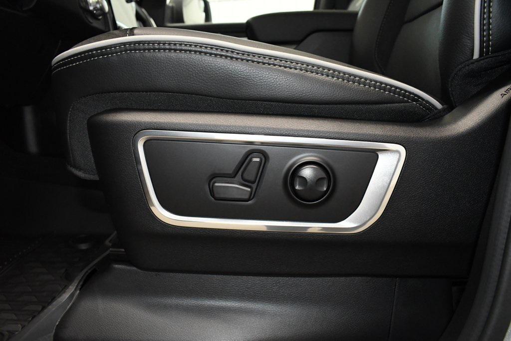 new 2025 Ram 1500 car, priced at $65,216