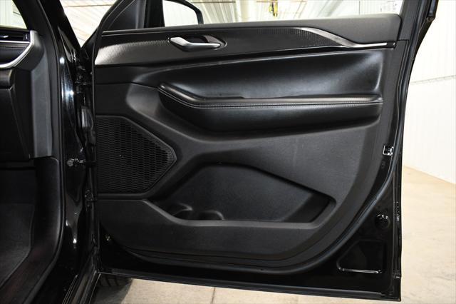 used 2024 Jeep Grand Cherokee car, priced at $40,580